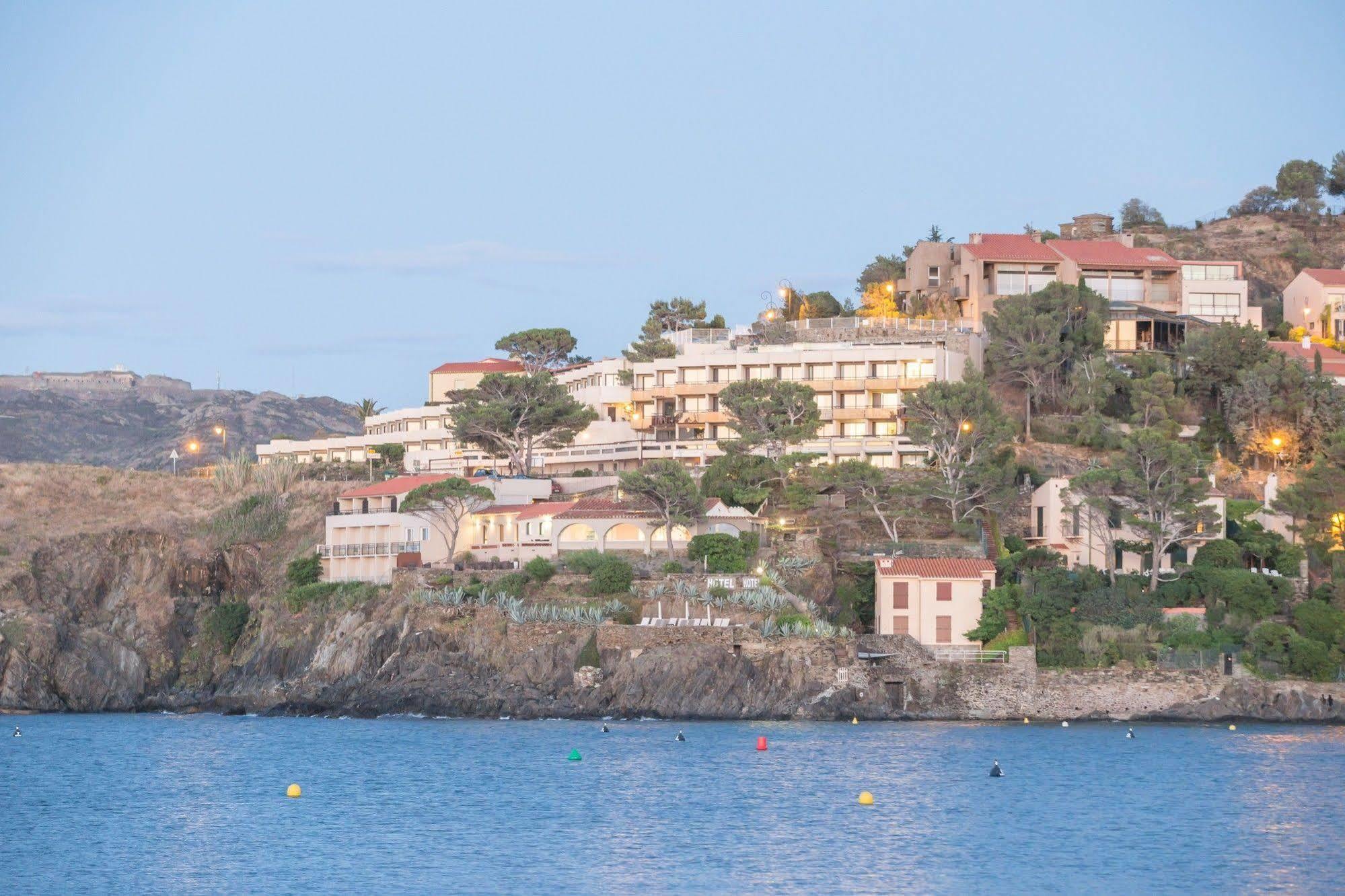 Residence Pierre & Vacances Les Balcons De Collioure Exteriör bild