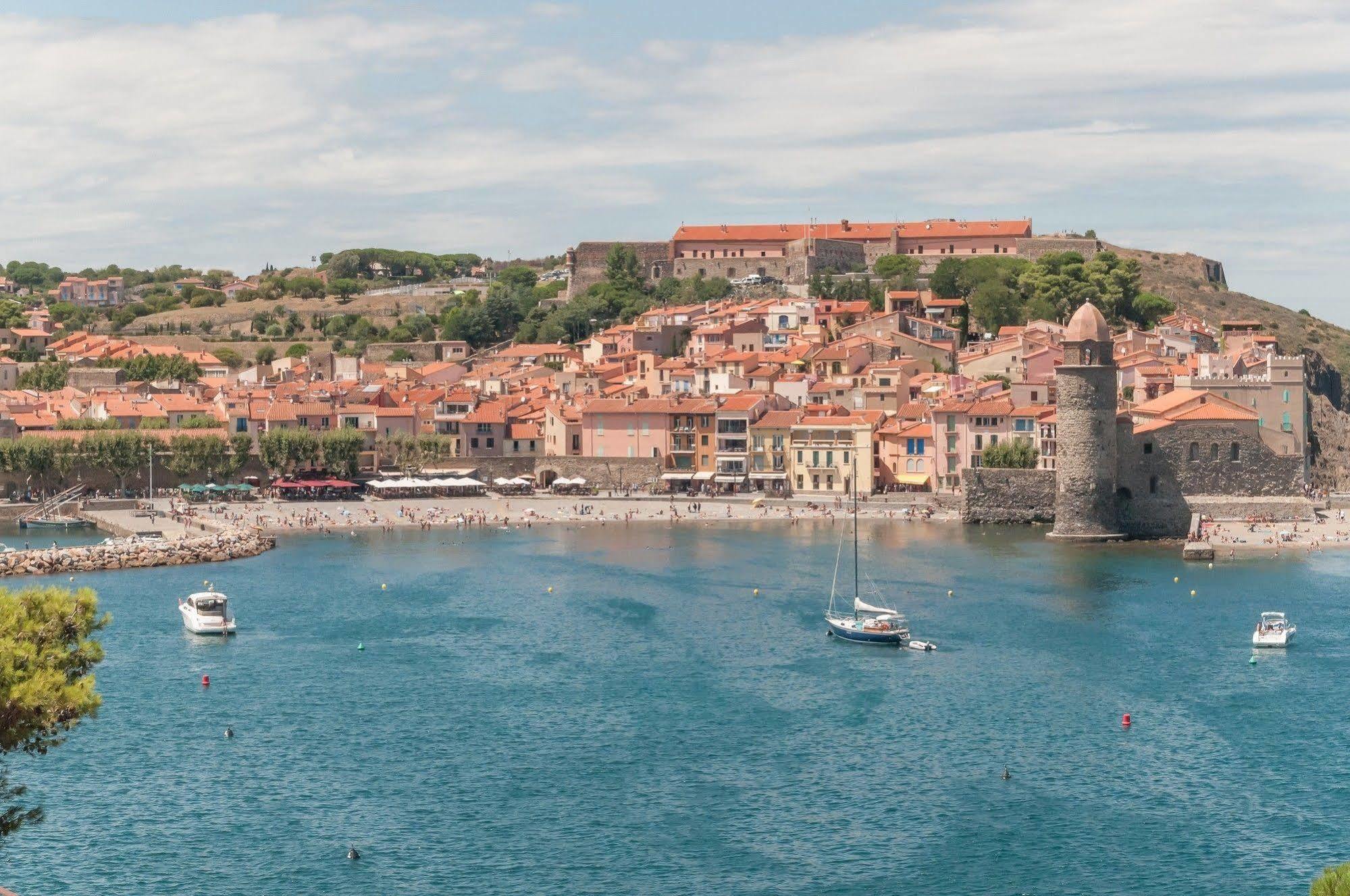 Residence Pierre & Vacances Les Balcons De Collioure Exteriör bild