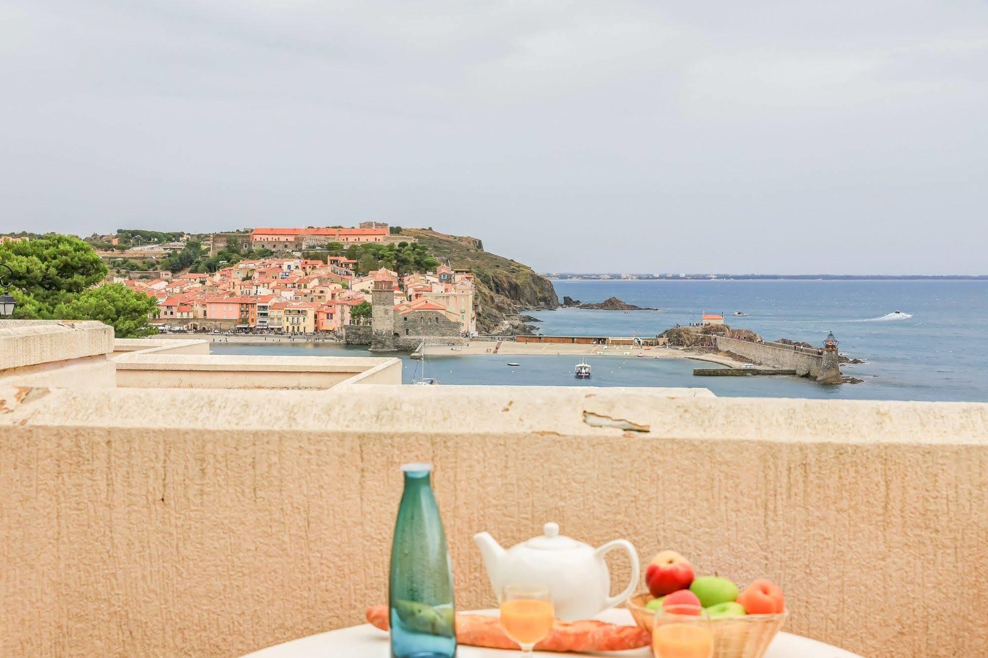 Residence Pierre & Vacances Les Balcons De Collioure Exteriör bild